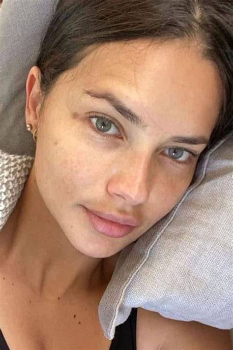 Adrina Checkchik Nudes