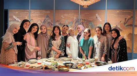 Adu Gaya Bukber 3 Geng Artis RI, Ada Geng Cendol, Mamayu, …