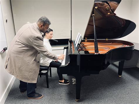 Adult piano lessons. Group lessons are available for beginning piano students of all ages – preschool through adult. All of our group piano students are organized by age group ... 