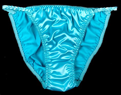Pornrodies - th?q=Adult website submissions Size 10 string bikini underwear
