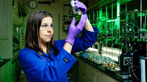 Advanced biofuels and algae research ExxonMobil Benelux