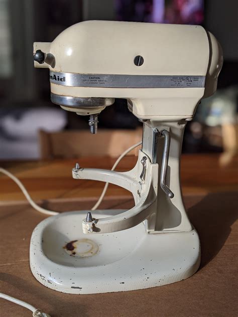 Advice about a Kitchenaid Mixer K5SS (from 1980) needed!