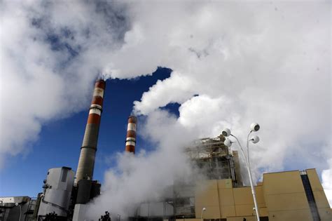 Advisory group recommends converting Colorado coal plant to nuclear power