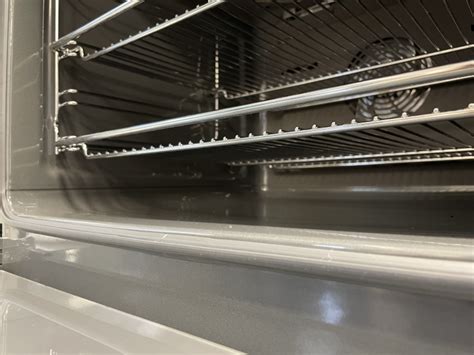 Aeg oven seal replacement.  Other key innovations include the PizzaExpert function and t...