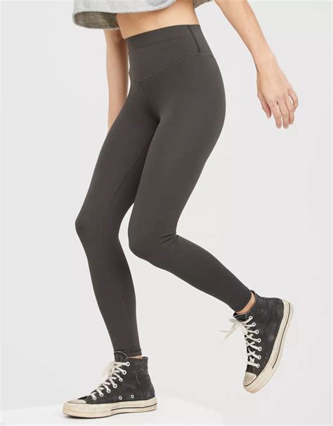 https://ts2.mm.bing.net/th?q=Aerie%20Real%20Me%20Xtra%20Hold%20Up%20Leggings