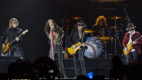 Aerosmith says farewell with one last Denver show
