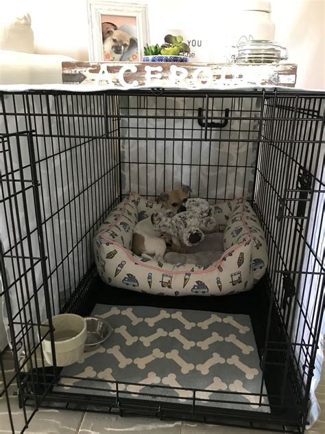 Aesthetic dog crate. This multi-functional dog crate furniture is designed to blend seamlessly into your home décor while providing a comfortable and secure space for your small dog. The internal dimensions of 22.83"L x 16.53" W x 18.50"H are perfect for small breeds up to 30 lbs. Boasting a three-door design and sturdy P2 particle board construction, this crate can … 