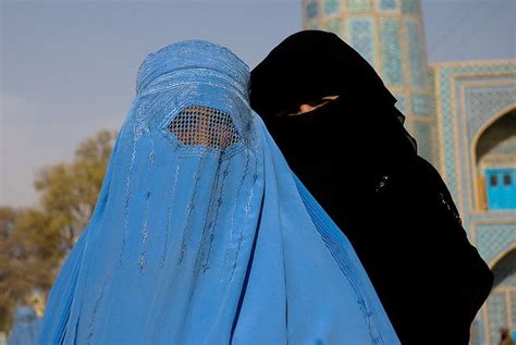 th?q=Afgani hijab