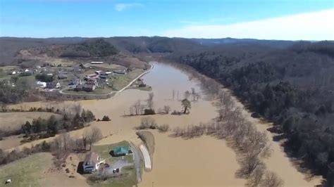 After ‘record’ Kentucky flooding, officials survey …