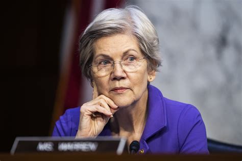 After bank failures, Elizabeth Warren demands Fed crackdown on large regional banks
