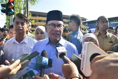 After checkered results in state polls, Malaysian leader Anwar needs to unite polarized nation