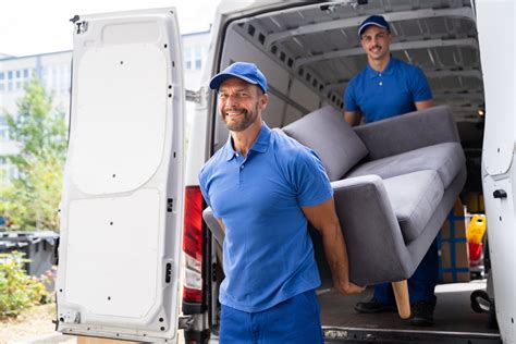 After hrs movers. On average, moving furniture in New Zealand costs between $400 and $750. The cost depends on the size of your home, the amount of furniture you have, and the distance you are moving. The costs are higher if you have a lot of furniture or are moving a long distance. 
