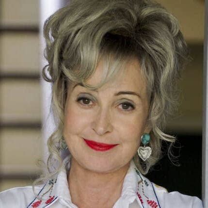 Age of annie potts