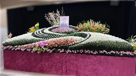 Agent funeral home obituaries.  Offer condolences/tributes, send flower...