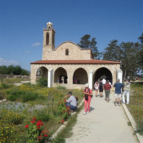 Agios Afksentios Church Buyukkonuk - CyprusScene.com