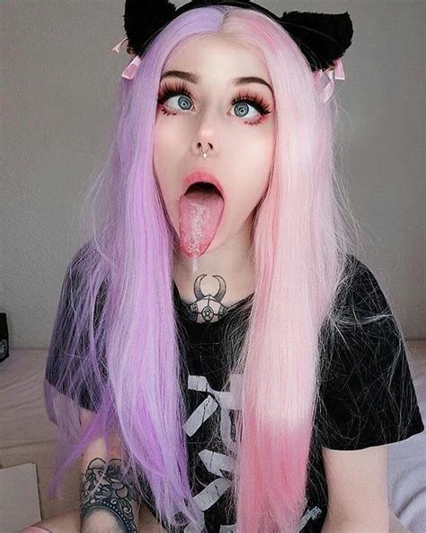 Redditor coffeecreamer06 is a former Ahegao Queen who regularly posts NSFW content to Reddit. She got into ahegao last year after a fan of her nudes suggested she try it, and she immediately loved the amount of attention and validation it got her. “I like the idea of feeling so much pleasure you have to make a face,” she writes to me over ... 