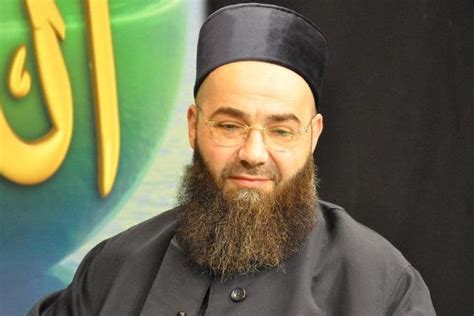 Ahmet Mahmut Ünlü.