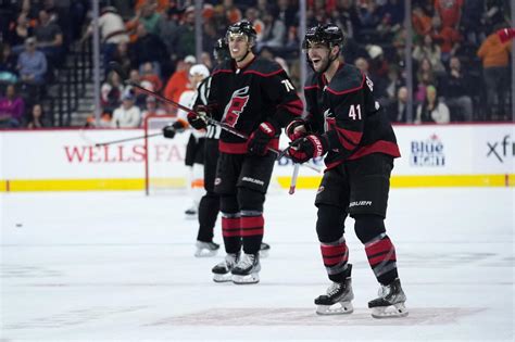 Aho’s hat trick lifts Hurricanes past Flyers 5-4 in OT