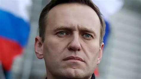 Aide: Jailed Russian opposition leader ill, perhaps poisoned