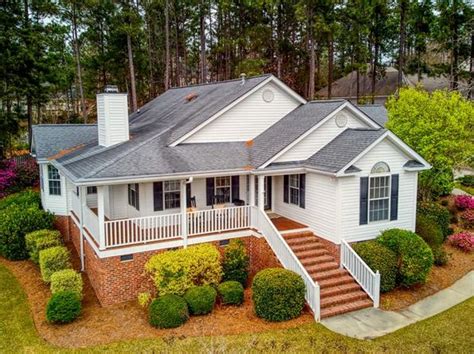Aiken homes for sale. 4 beds 2 baths 2,900 sq ft 5.10 acres (lot) 3093 CHARLESTON, Aiken, SC 29801. ABOUT THIS HOME. No Hoa - Aiken, SC home for sale. Charming ranch on 2 acres with 4BR/2BA. This home features open floor plan with vaulted ceilings and a beautiful stone fireplace in Great room. 
