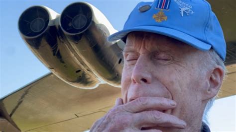 Ailing veteran gets wish to see B-52 he flew over Vietnam 50 years ago