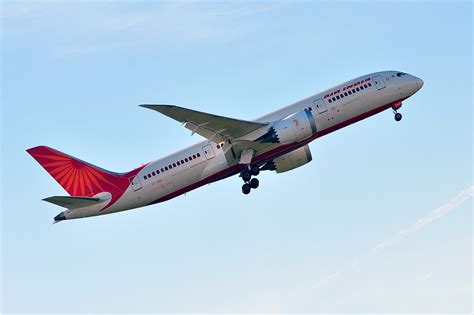 Air Canada buying 18 Boeing 787-10 Dreamliner aircraft