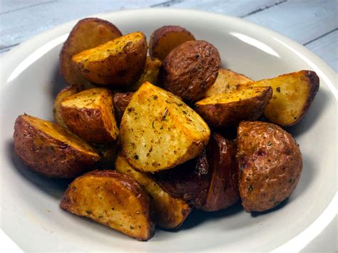 Air Fryer Red Potatoes • Oh Snap! Let