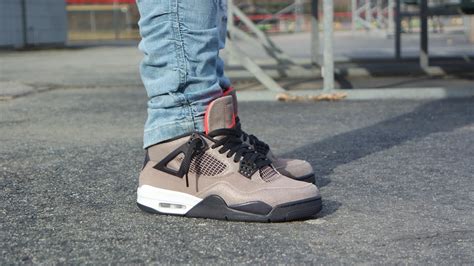 Air Jordan 4 TAUPE HAZE Review & On Feet - YouTube