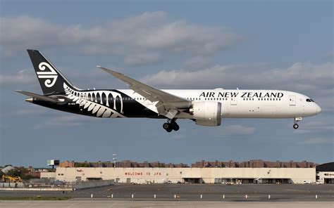 Air NZ & Jetstar Carry-On Rules: Avoid Baggage Fees & Delays! (2026)