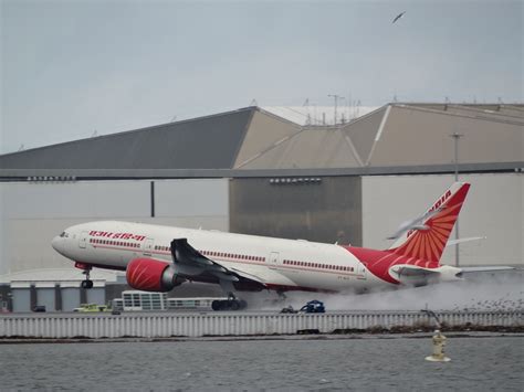 The international Air India flight AI179 / AIC179 departs from Chhatrapati Shivaji Maharaj, Mumbai [BOM], India and flies to San Francisco [SFO], United States. The estimated flight duration is 1:45 hours and the distance is 13511 kilometers. Departure is today 5/25/2024 at 16:15 IST at Chhatrapati Shivaji Maharaj from Terminal -- Gate --.