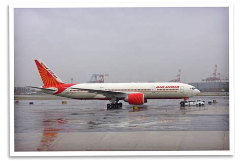  Indira Gandhi Int'l ( DEL / VIDP) Fri 02:05PM JST. Fri 05:55PM IST. ( Next 20) Basic users (becoming a basic user is free and easy!) view 40 history. ( Register) Air India Flight Status (with flight tracker and live maps) -- view all flights or track any Air India flight. . 