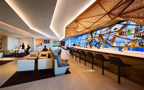 Air lounge. Oct 12, 2022 · If you're planning a luxury getaway. Hong Kong International Airport is the travel hub of Cathay Pacific, which manages a total of seven lounges at terminal 1 & 2 that rank among the world’s most luxurious and exclusive airline lounges. 1. The Wing First Lounge. 
