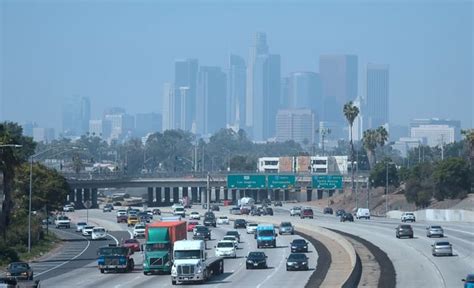 Air quality improving in California, but still worst in the nation, report shows
