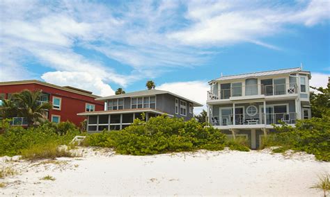 Oct 18, 2023 - Entire home for $125. This beautifully decorated home is located just minutes away from the spectacular Anna Maria Island Beaches and the IMG Academy. .