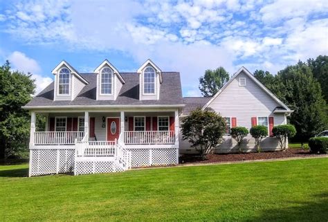 Find the perfect house rental for your trip to Fairburn. House rentals with a pool, weekly house rentals, private house rentals, and pet-friendly house rentals. Find and book unique houses on Airbnb.. 
