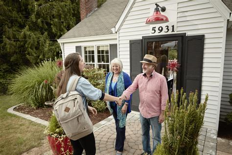 Airbnb hosts. Things To Know About Airbnb hosts. 