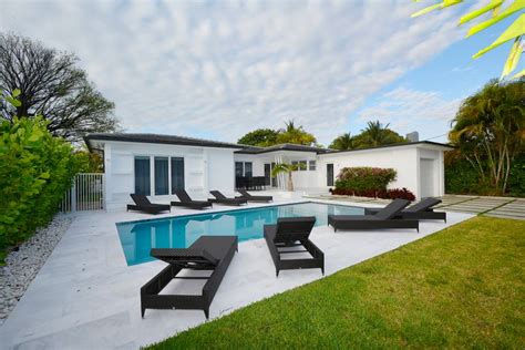Airbnb miami near cruise port. 15 reviews Boat 2 Beds 4 Guests 2 Bedrooms 2 Bathrooms Accommodates: 4 Oops, this listing is currently inactive. Check out these alternative properties in the same location. View properties in Miami 2. 