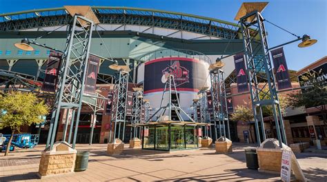 Airbnb near chase field. Mar 11, 2024 - Find the perfect place to stay at an amazing price in 191 countries. Belong anywhere with Airbnb. 