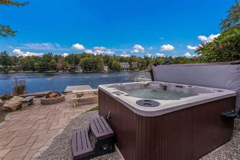 Airbnb poconos with jacuzzi for couples. Things To Know About Airbnb poconos with jacuzzi for couples. 