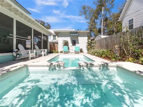 Find the perfect flat rental for your trip to Tybee Island. Weekly apartment rentals, private apartment rentals, apartment rentals with a hot tub and family-friendly apartment rentals. Find and book unique flats on Airbnb.