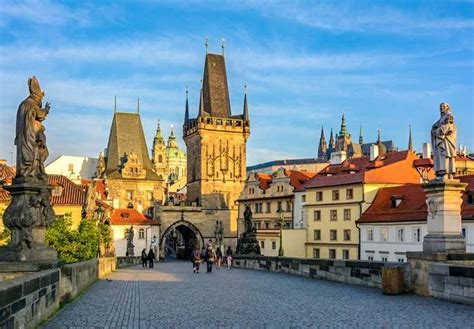 Find United Airlines cheap flights from Chicago to Prague. Enjoy a Chicago to Prague modern flight experience in premium cabins with Wi-Fi..