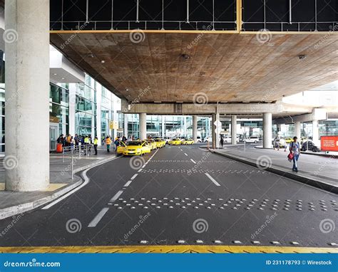 Airport car parking at Bogota El Dorado Airport - AirMundo