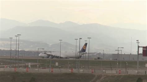 Airport cargo employees to rally at DIA due to safety concerns