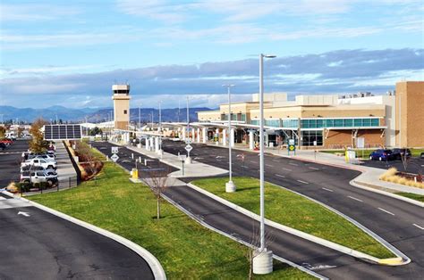 Airports near medford oregon. Things To Know About Airports near medford oregon. 