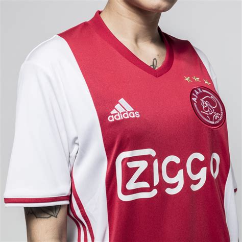 Ajax2016order. 2016–17 AFC Ajax season. During the 2016–17 season, AFC Ajax participated in the Eredivisie, the KNVB Cup, the UEFA Champions League and the UEFA Europa League .The first training took place on 25 June 2016. The traditional AFC Ajax Open Day was held on 29 July 2016. Player statistics. Appearances for competitive matches only. As of 24 May 2017. 