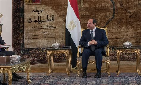 Al Sisi s Egypt The Military Moves on the Economy