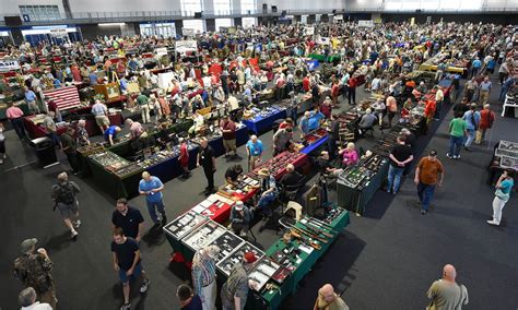 Al gun shows. Gun shows are events where individuals and vendors gather to buy, sell, and trade firearms, ammunition, and related equipment. They typically occur in large convention centers or exhibition halls, and can range from small, local events to large, multi-day shows that attract attendees from across the country. 