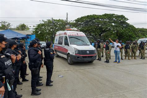 Al menos cinco reos muertos y 11 heridos en enfrentamientos en cárcel de Guayaquil, informa el SNAI