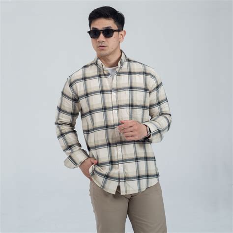 AlExIs SlOt flanel pria hipster & flanel abu-abu kotak yang sambil menggoda di ulasan positif membeludak saat hari libur banyak diburu image 1