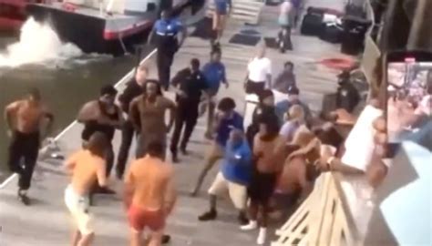 Alabama brawl full fight. Viral video of a chaotic brawl along Montgomery, Alabama’s riverfront has renewed national conversations about racial tensions in America. A fight between a … 